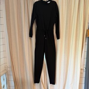 Cozy Black Women's Jumpsuit with Drawstring Waist and Zippered Back